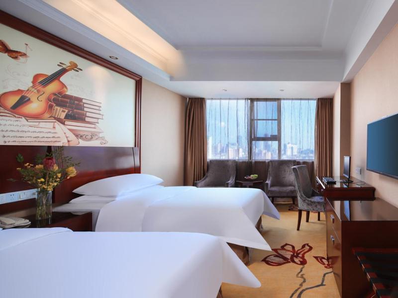 Vienna Hotel Nanchang Ruzi Road ภายนอก รูปภาพ